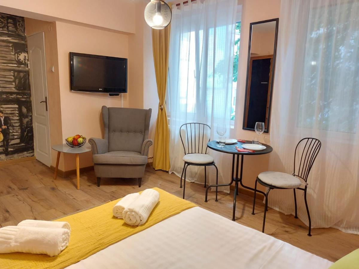 Laroka House Cosy Studio Universitate Bükreş Dış mekan fotoğraf