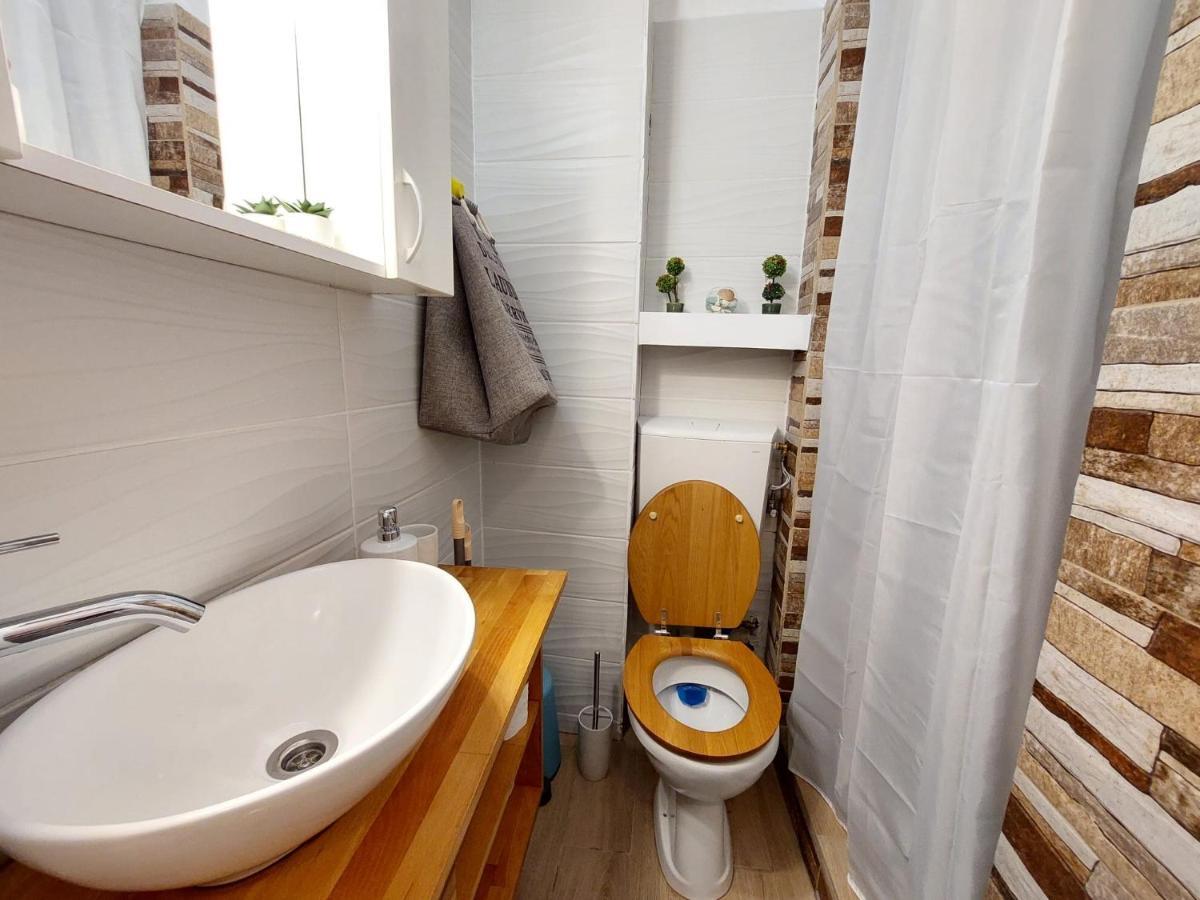 Laroka House Cosy Studio Universitate Bükreş Dış mekan fotoğraf